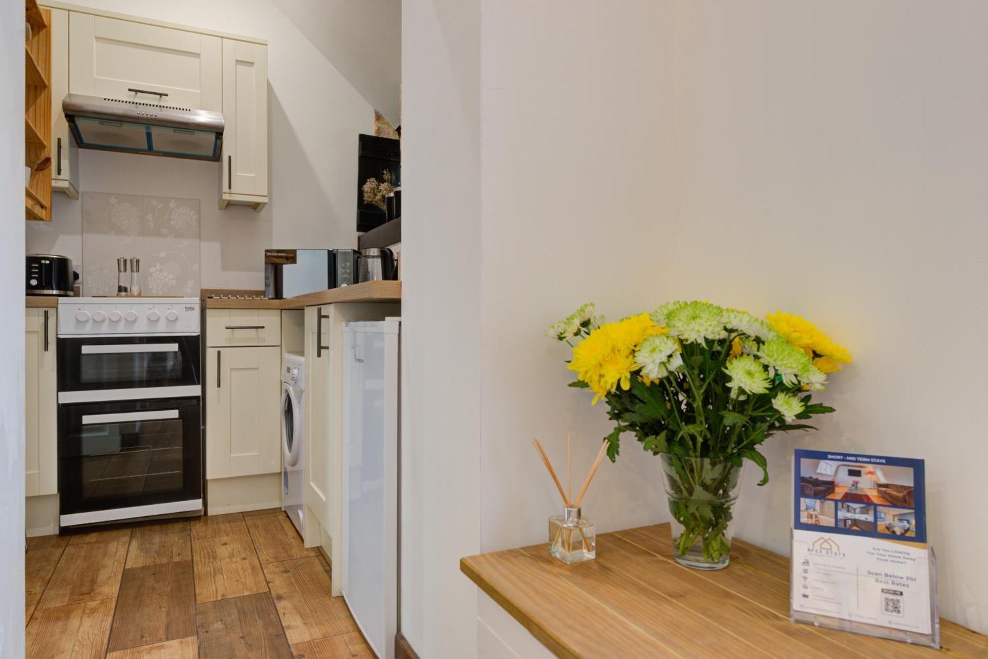 Work & Relax - Free Parking - 5 Mins To Stamford Apartment Ufford  Екстериор снимка